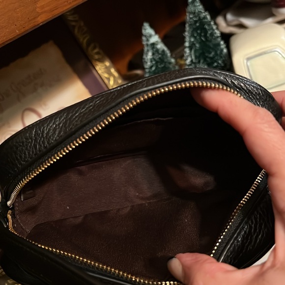 Coach Jamie Wristlet/clutch In Gold/Black Refined pebble leather NWOT - Picture 13 of 14